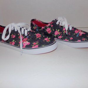WOMENS MOSSIMO SUPPLY CO. FLORAL SIZE 11 VERY NICE